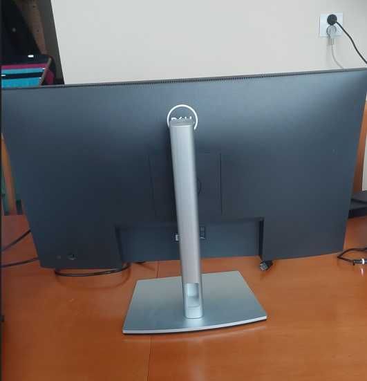 Monitor Dell P2722D27 cali