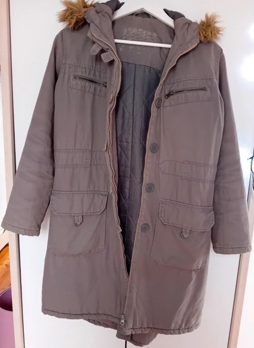 Szara parka – retro Y2K, kaptur z futerkiem