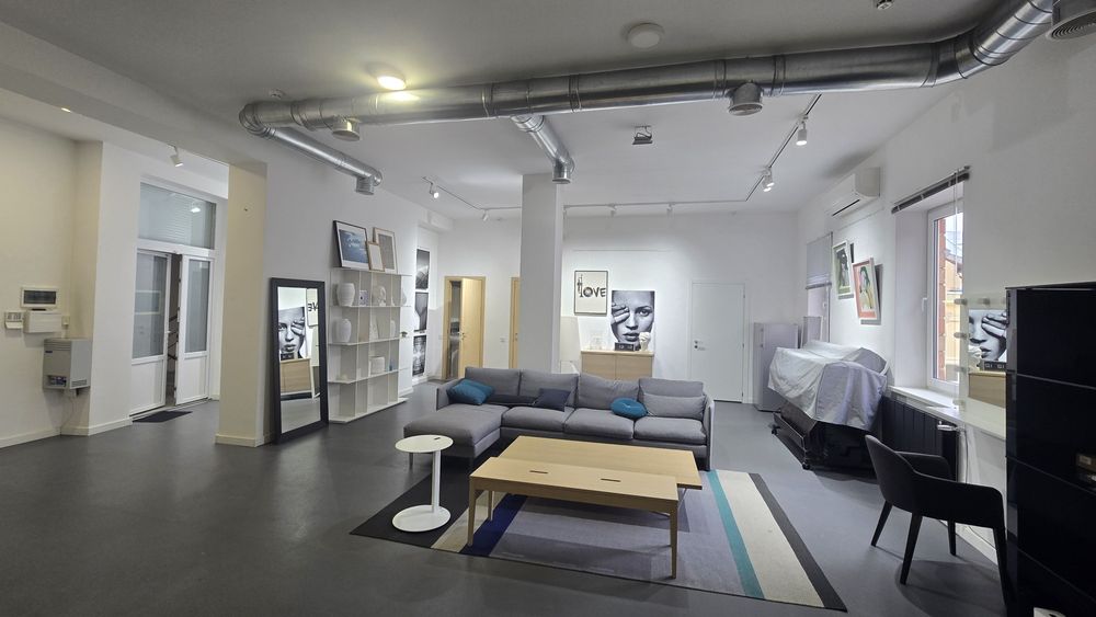 Продаж приміщення