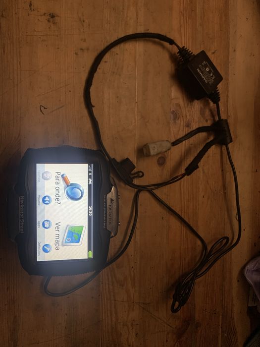 Vendo GPS BMW Motorrad com tranca Tourateh c/ chave