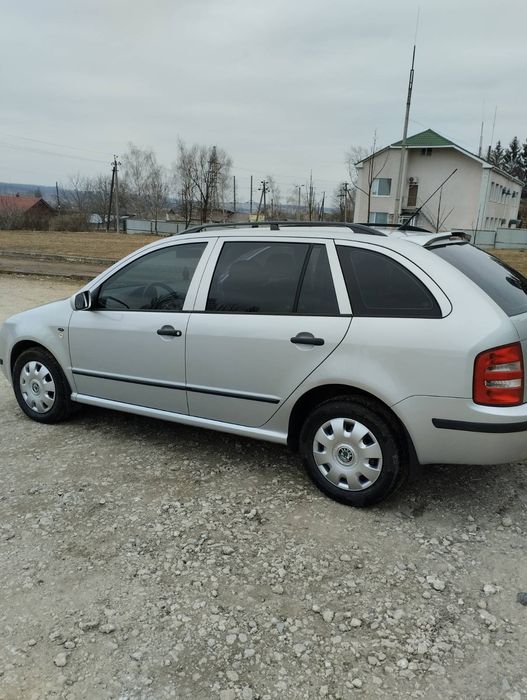 Продам шкоду фабію