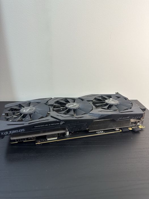 GTX 1070 TI 8gb Asus ROG Strix