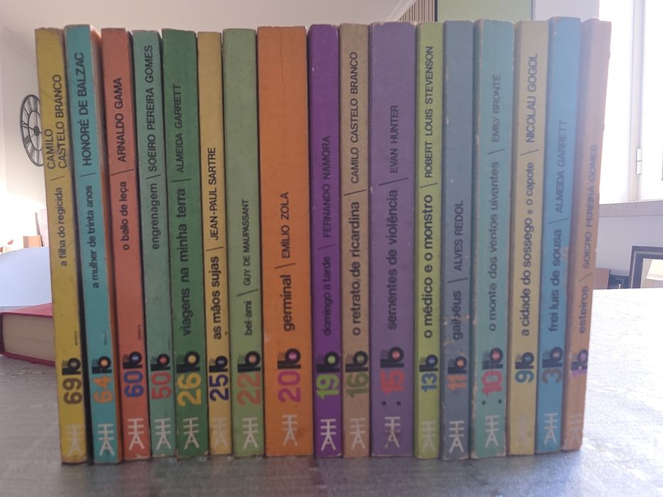 Lote 17 Livros de Bolso Europa-América (clássicos - texto integral)