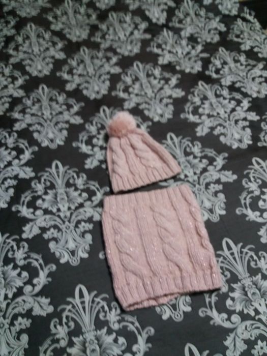 Шапка і хомутик на весну