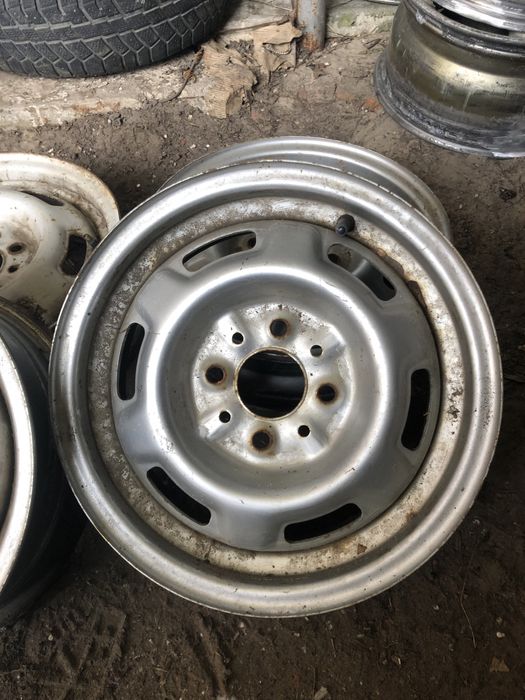 Железные колеса на ваз р13