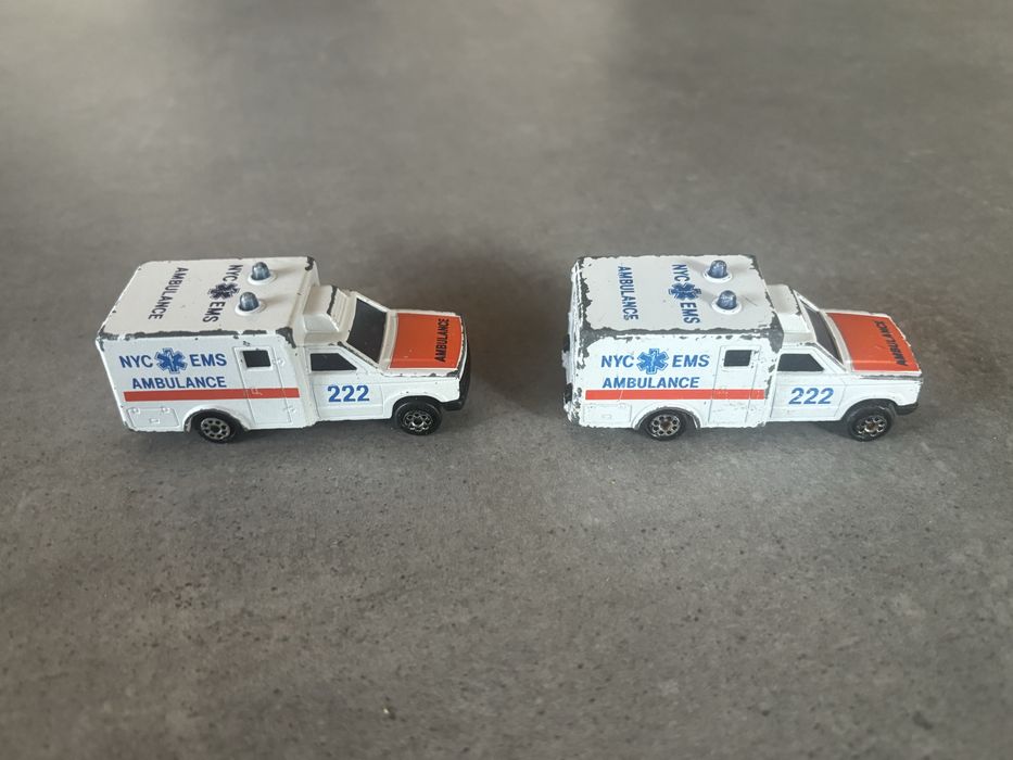 Resoraki Majorette 2X Ambulance Ambulans