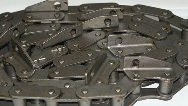 łańcuchy podajnik pochyły kombajn case 7010 na metry zewn.