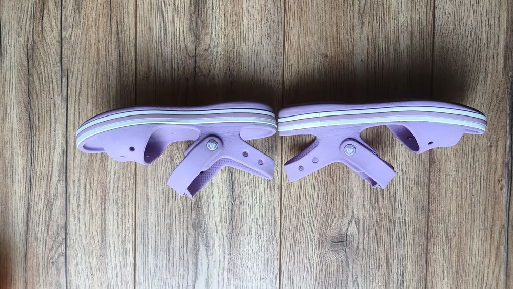 Sandały Crocs J3