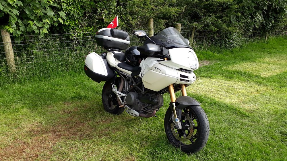 Ducati Multistrada 1100S