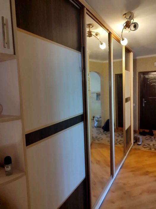 Продам 3-кімнатну квартиру