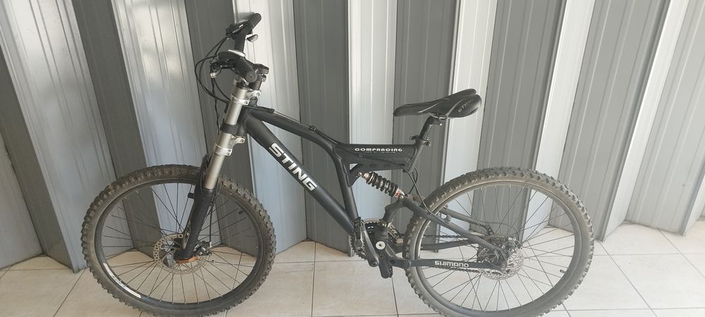 Bicicleta BTT Sting Shimano.