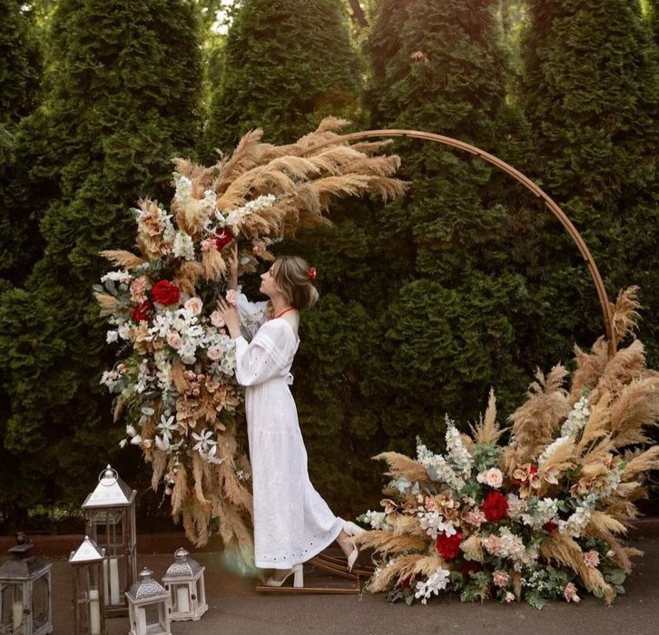 Оренда фотозон весільних арок