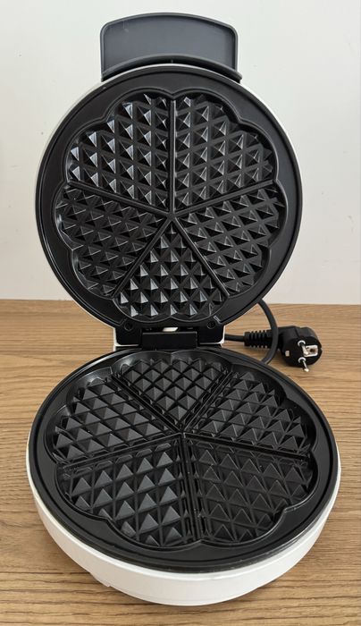 Gofrownica urządzenie do pieczenia gofrów