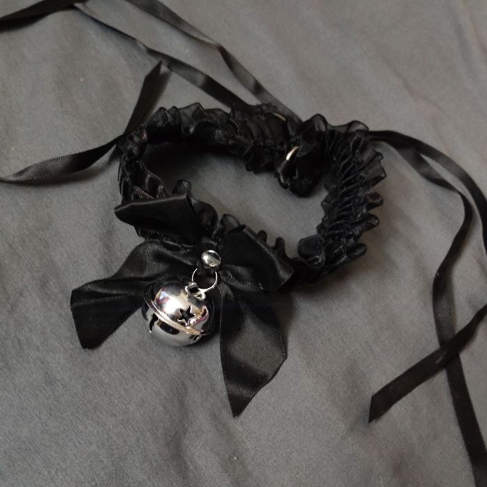 чокер. лоліта, альтушка, няшка