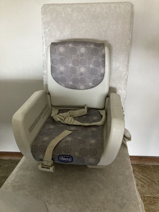 Cadeira de refeicao CHICCO