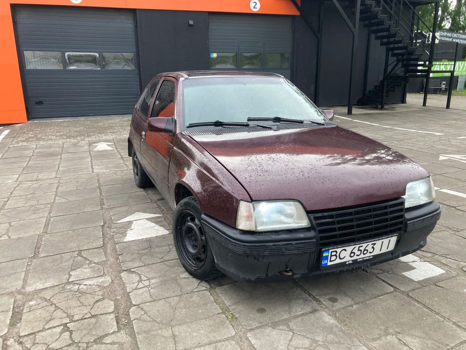 Opel Kadet 1988 1.3 бензин