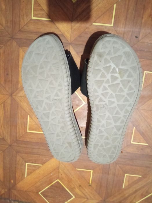 Шлепанцы женские р.41