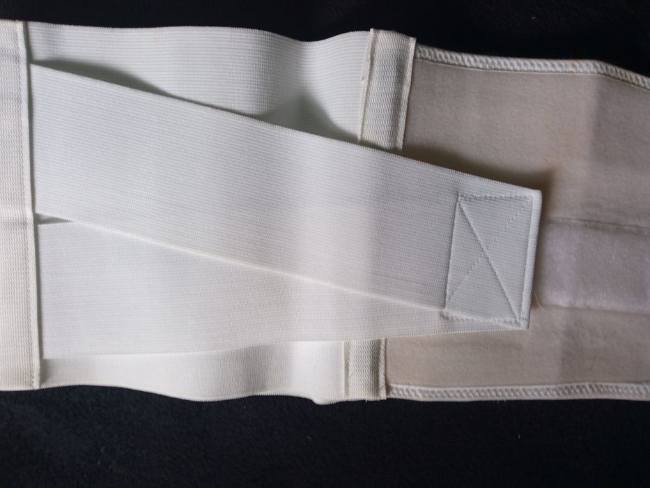 Nowy pas ciążowy podtrzymujący