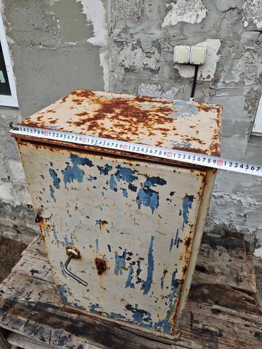 Продам сеїф, електро шафу