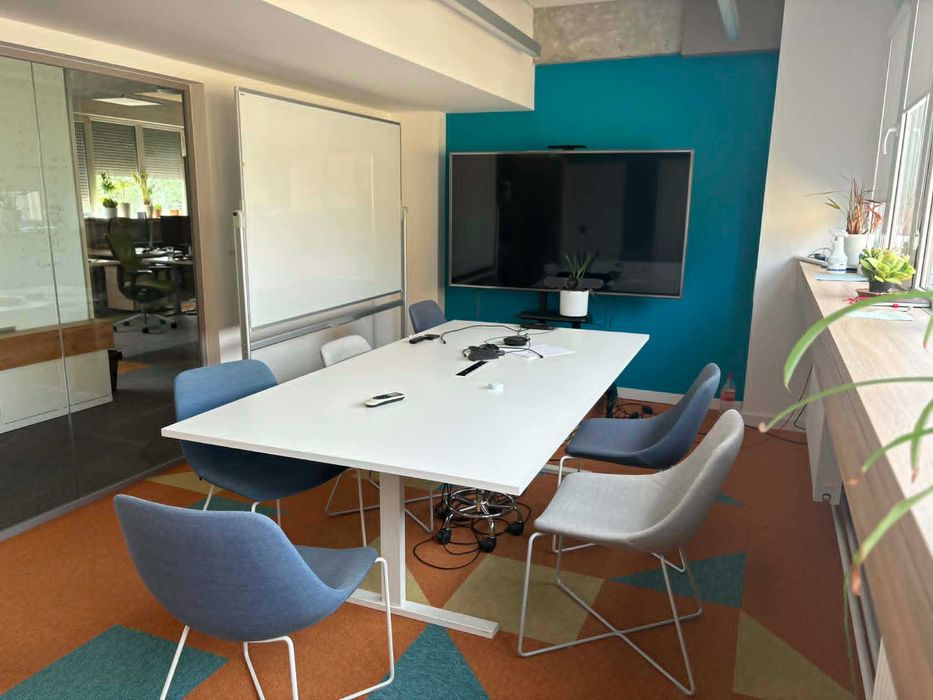 Powierzchnia biurowa 239,35 m²