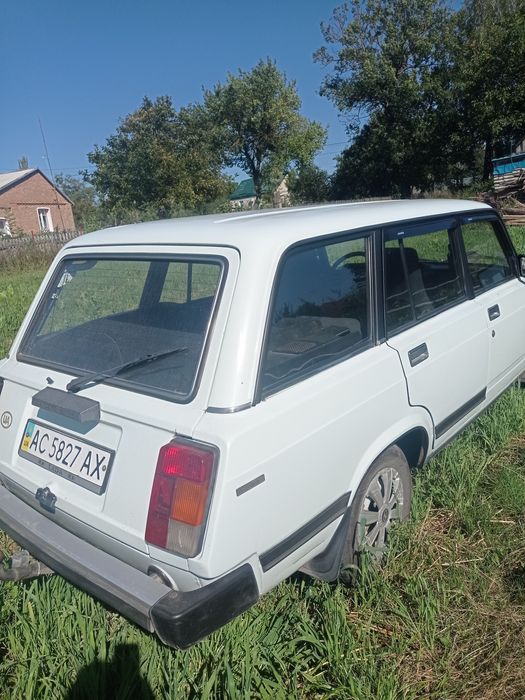 Автомобіль Ваз2104