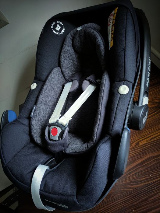 Maxi Cosi Pebble Pro z kocykiem Makaszka