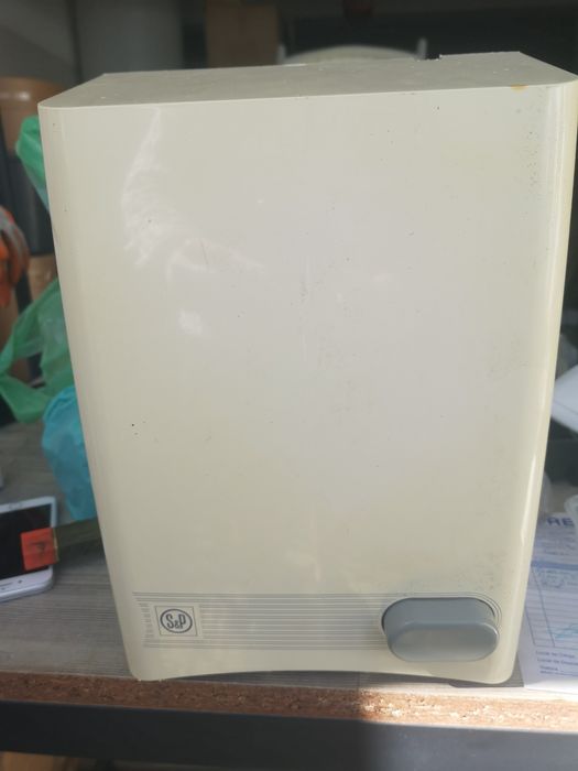 Secador de mãos em bom estado