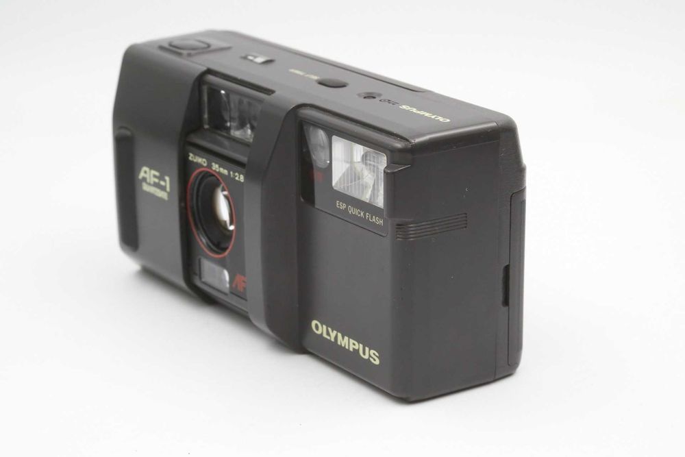 Olympus AF-1  Zuiko 35mm f2.8