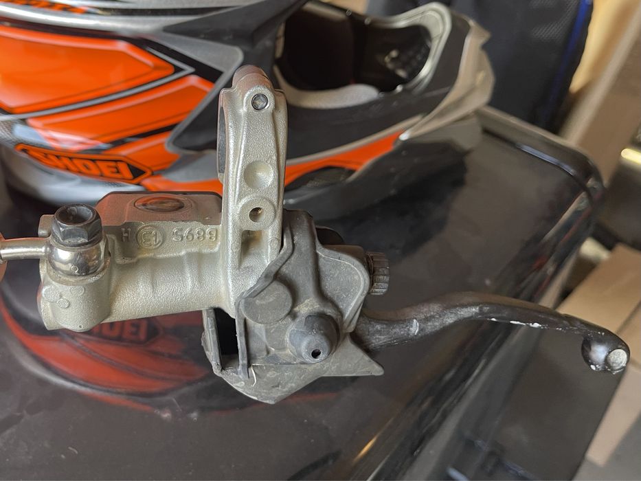 Ktm Brembo Pompa hamulcowa przod Ktm nowy typ
