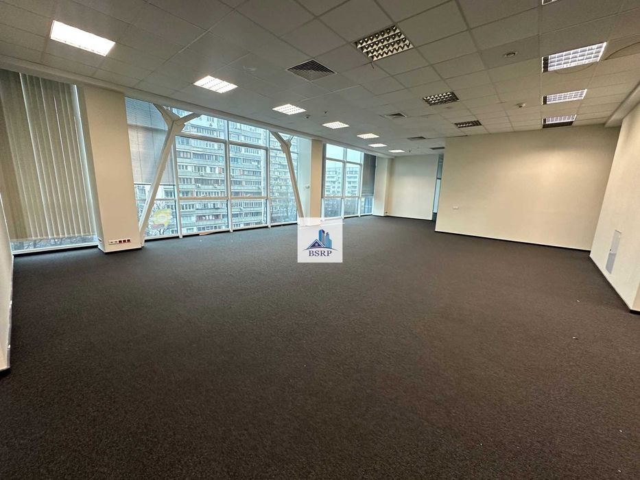 Оренда офісу 1200м2 OPEN SPACE. Солом’янська площа. Генератор! Без%!