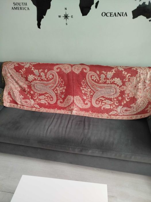 Szal chusta jak pashmina że srebrną nitką 175x70cm