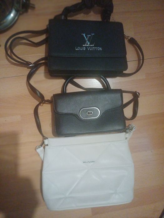 Женские сумочки разные,бу.