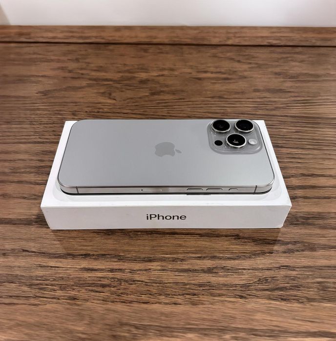 Iphone 15 Pro Max de 256gb ( Como Novo