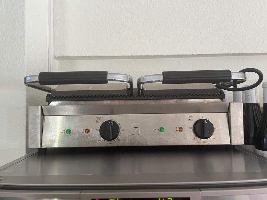 Grelhador elétrico/prensa profissional