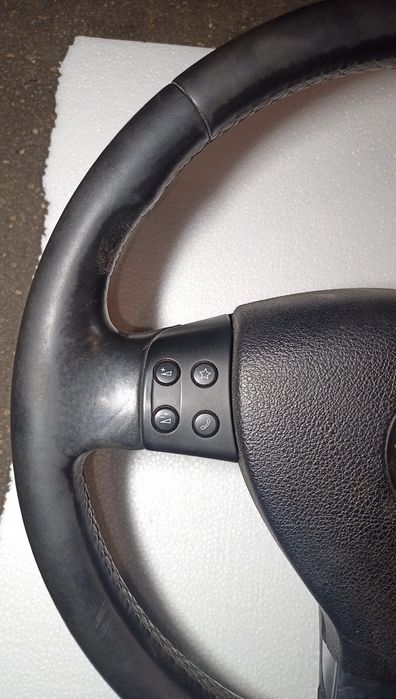 Kierownica z multi funkcją Touran skóra