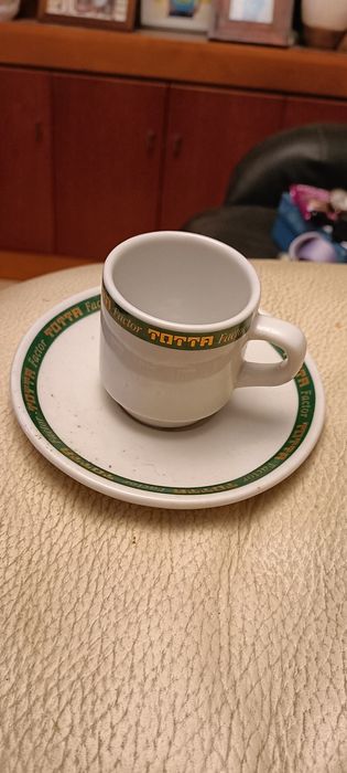 Chávena de Café Banco Totta em Bom Estado