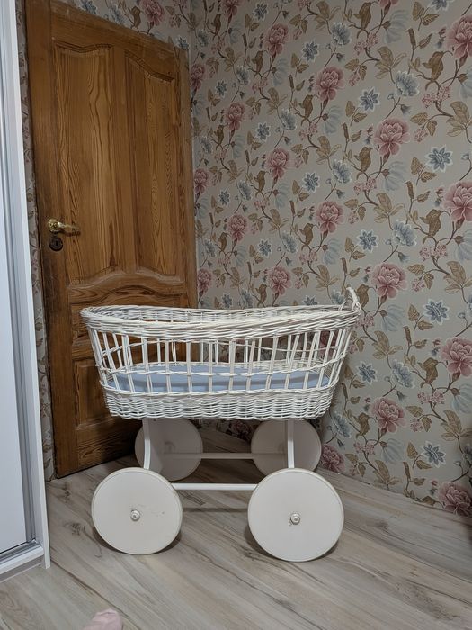 Kosz Mojżesza wyklinowy