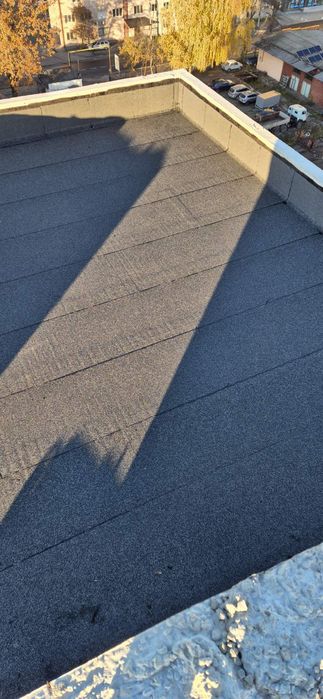 Ремонт м'якої покрівлі дахів та ізоляція фундамента з єврорубероїду