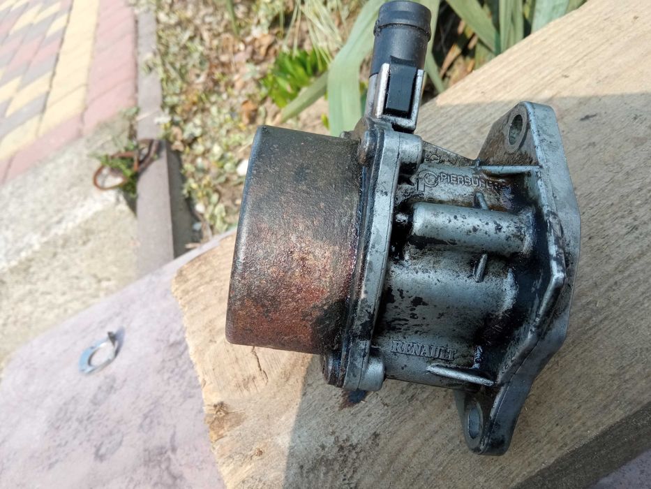 Вакуумний насос Renault 1.5Dci 8200327149