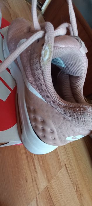Buty Nike rozmiar 37, 5