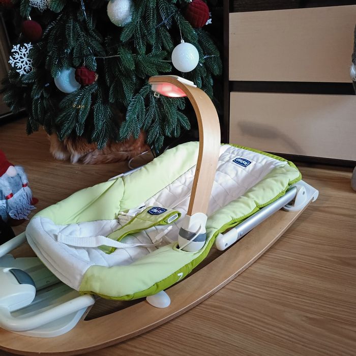 Шезлонг- крісло-гойдалка Chicco