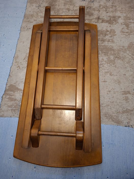 Mesa de centro em pinho