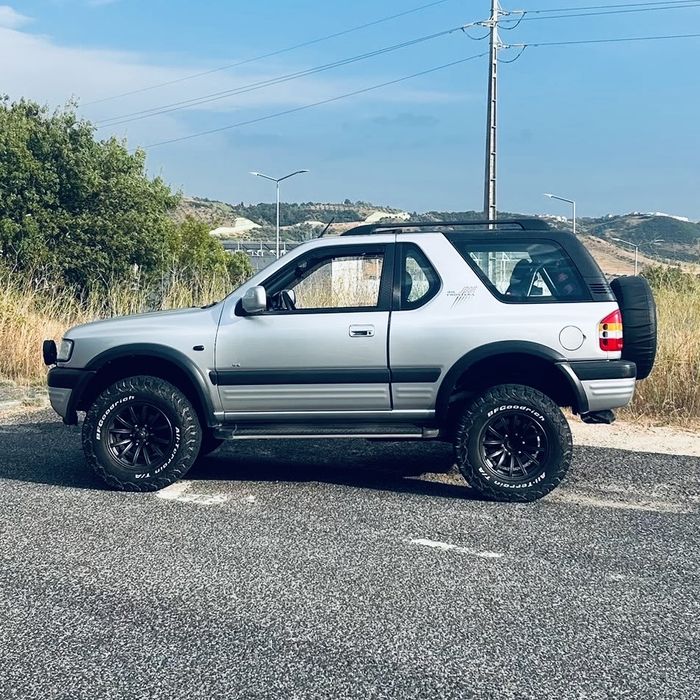 Opel Frontera B Sport foto 4