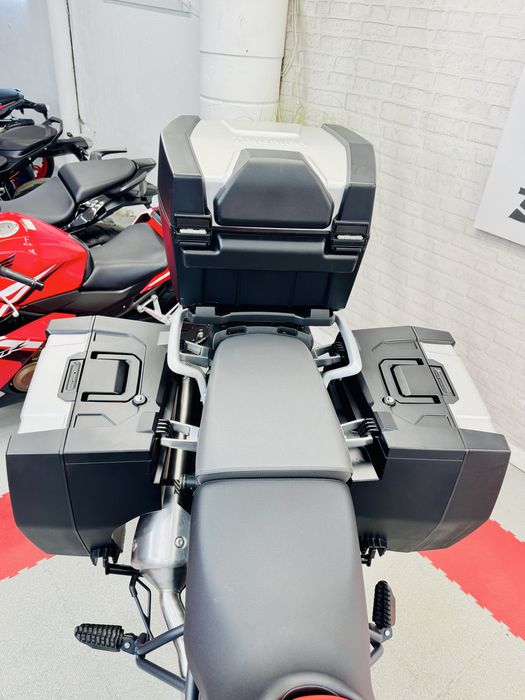 мотоцикл Triumph TIGER 800 XC в оригіналі тільки з Японії