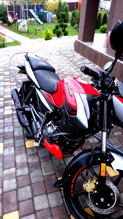 Bajaj pulrar ns125