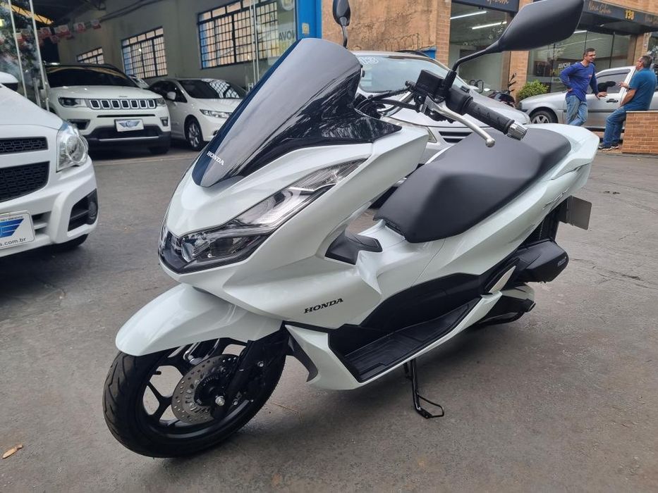 PCX 125- Moto impecável usada apenas para ir e vir ao trabalho