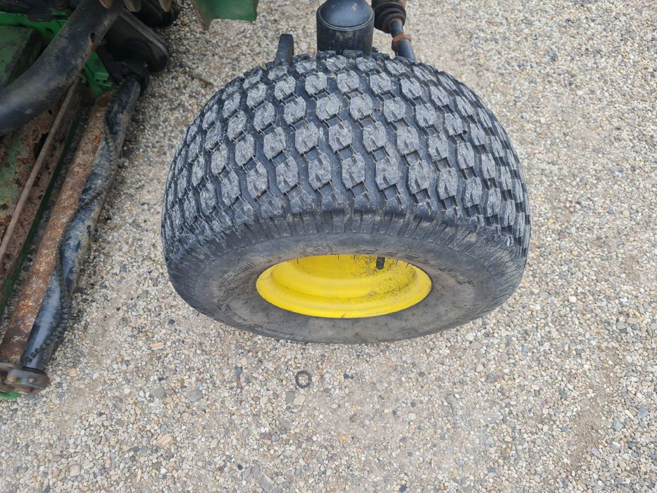 Kosiarka wrzecionowa profesjonalna JOHN DEERE,  TRAKTOREK