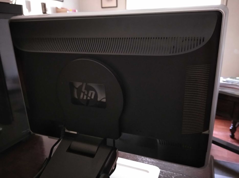 Monitor HP W2207H