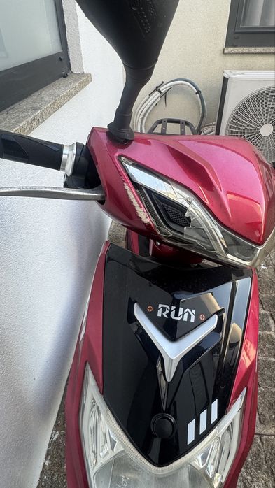 Scooter eletrica Demop
