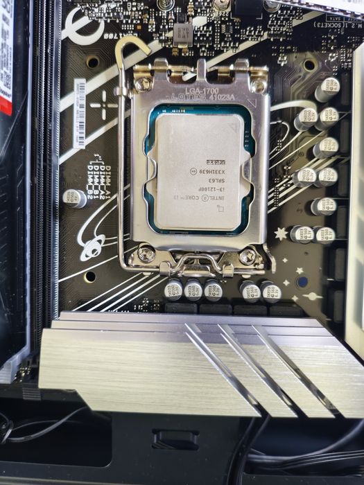 Computador Gaming  i3 - 16GB DDR5